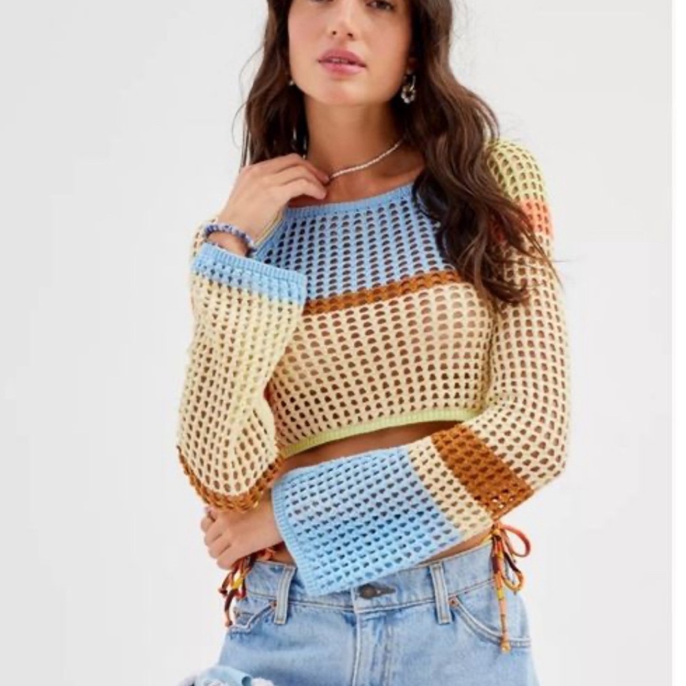 Urban Outfitters Cropped Open Knit beach resortwear Sweater